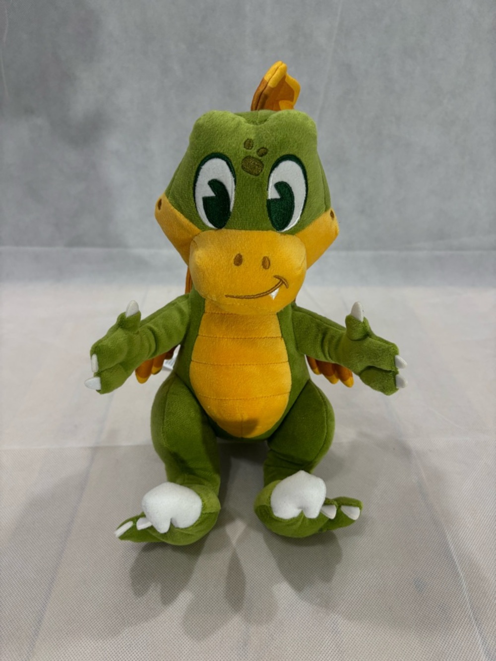 Disney Animal Kingdom Dino-Rama  12" Daryl Dinosaur Stuffed Animal Plush